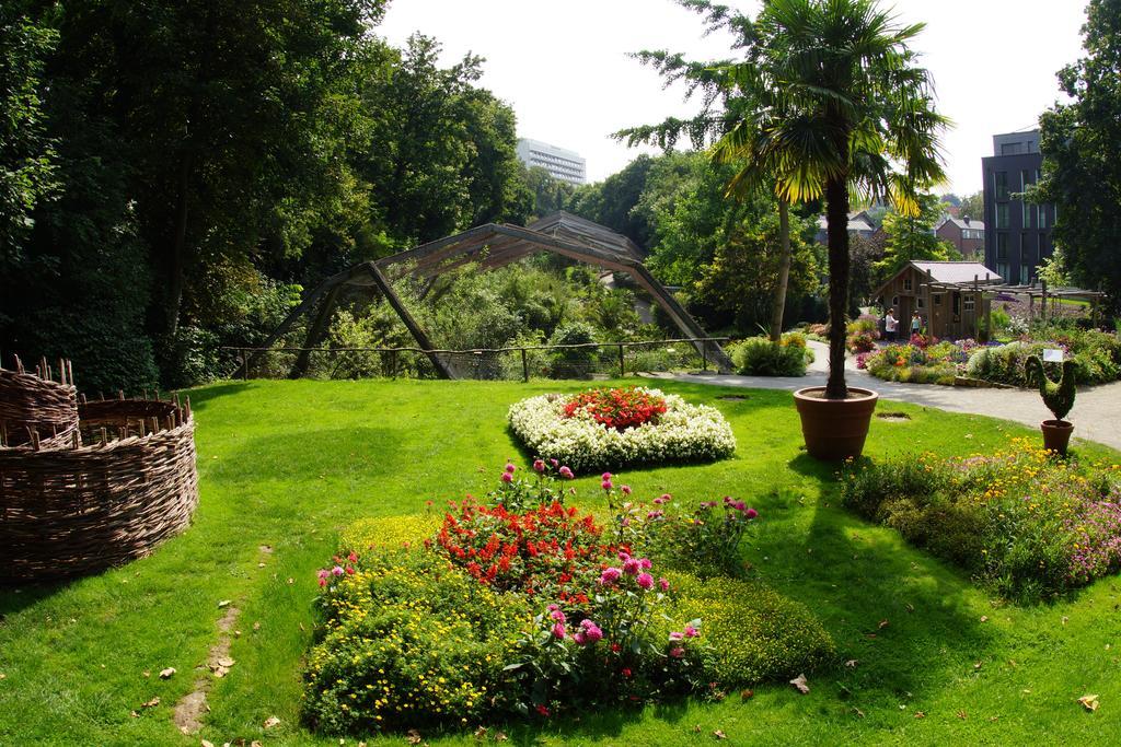Hotel Krauthof Λούντβιχσμπουργκ Εξωτερικό φωτογραφία